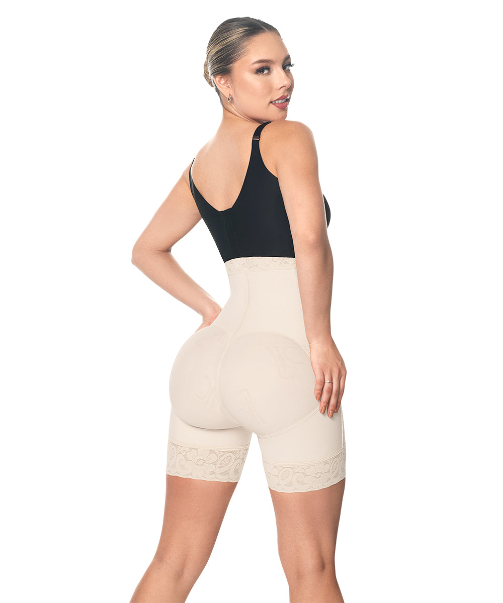 Faja para vestidos estilo strapless con control de abdomen, media pierna y cremallera lateral ( REF. O-050 )