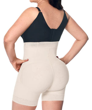 SHORT BEIGE TIRO ALTO (Ref. O-071 | Ref. O-070)